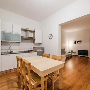 Manzoni House Apartment